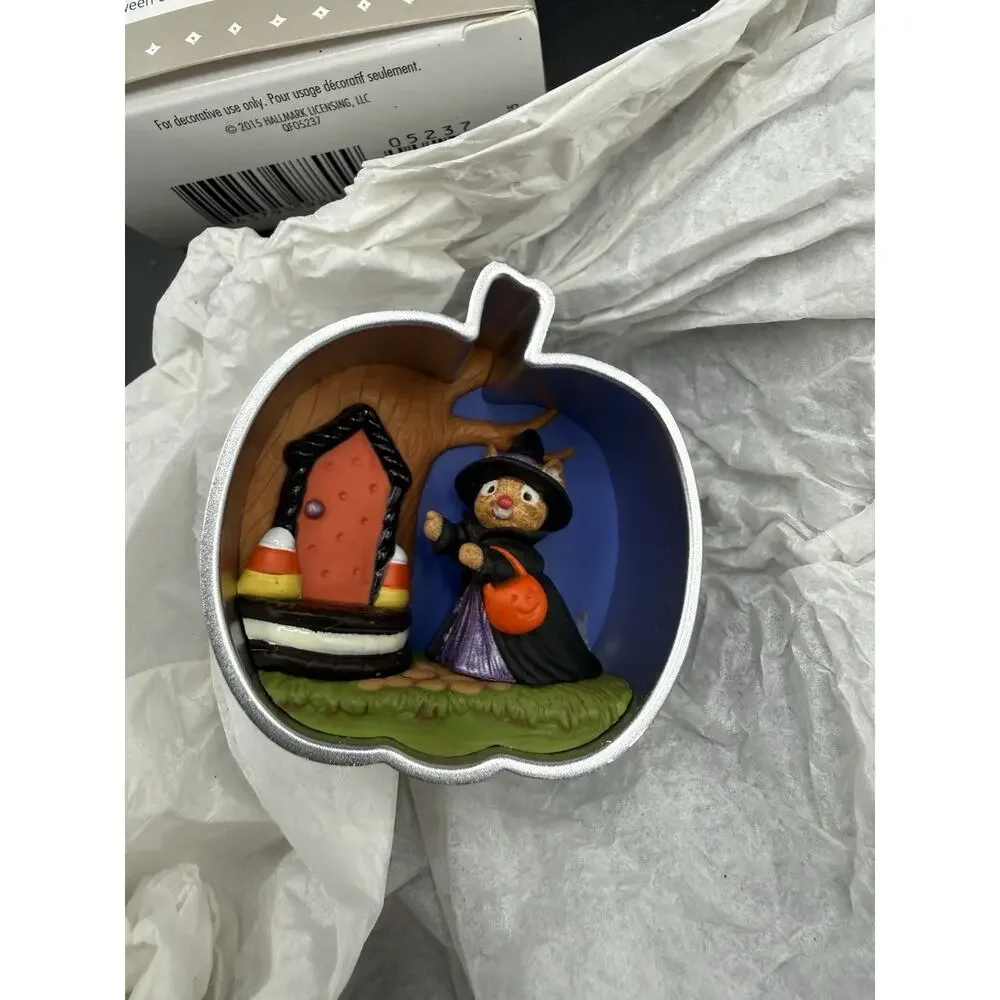 Hallmark “Cookie Cutter Halloween” Mouse Witch in Pumpkin Cookie New! -44D